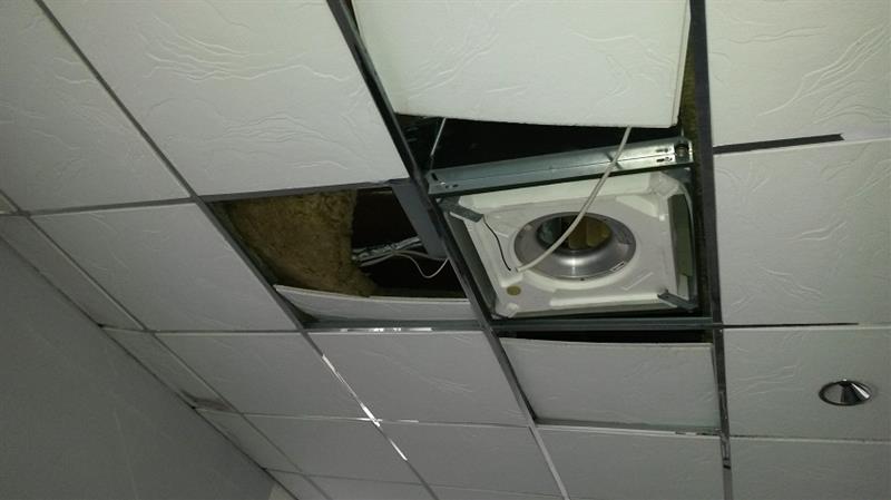 KMF Dämmmatte auf abgehängter Decke-1